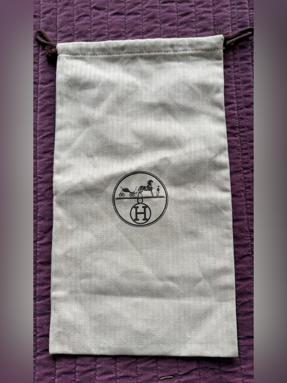 Hermes Cream Drawstring Dust Bag with Black Horse & Carriage Logo